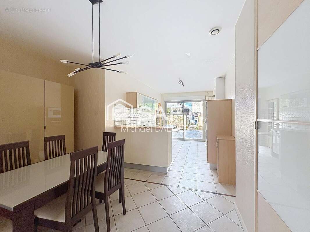 Photo 2 - Maison à CHATEAUROUX