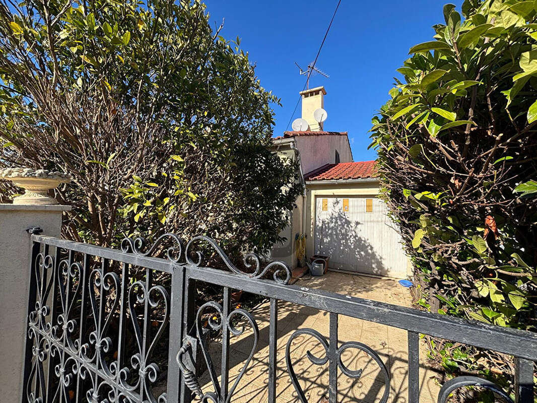 Maison 103 m² à Carcassonne  - photo 2
