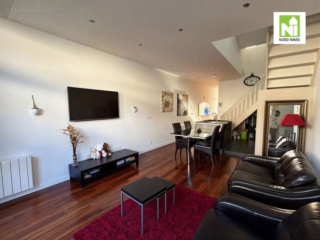 Appartement à AVELIN