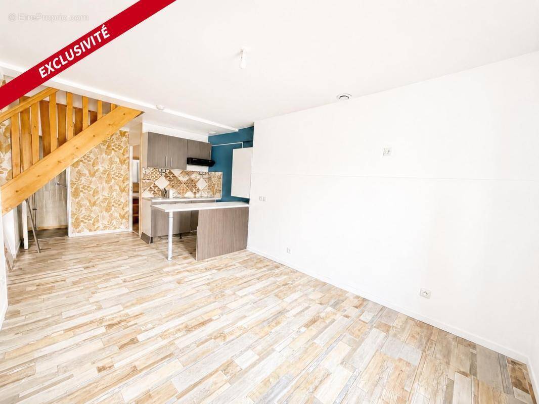 Appartement à SAINT-MERY