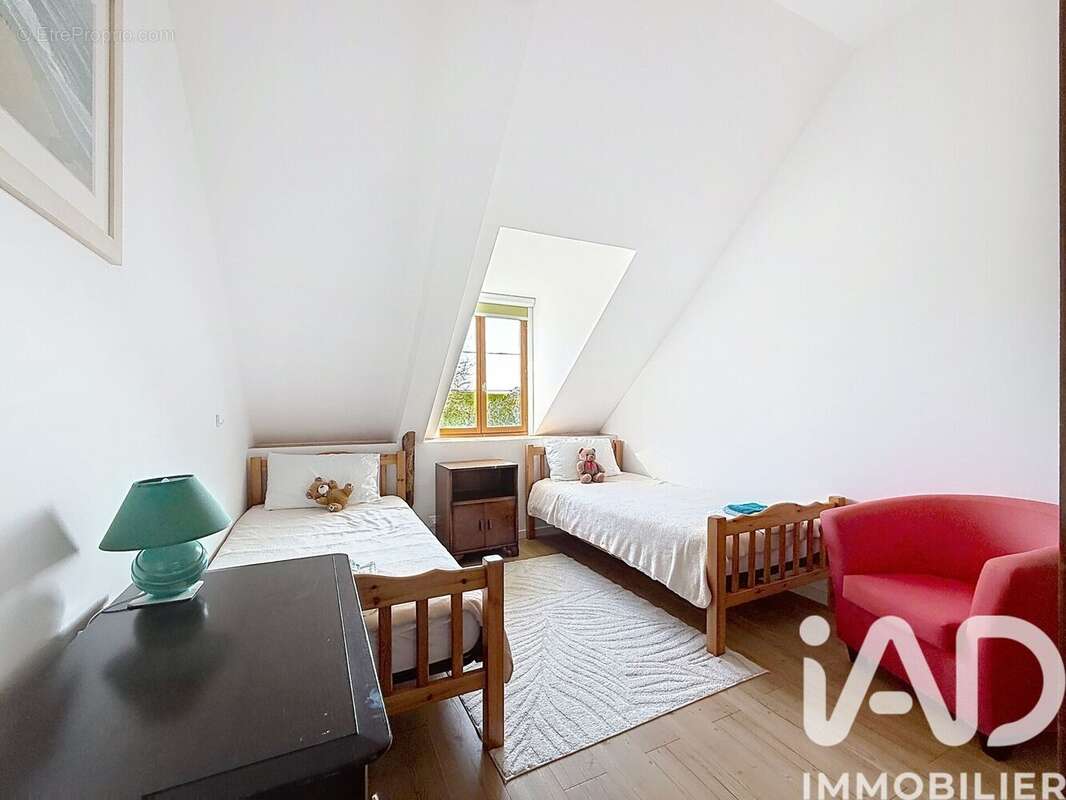 Maison 217 m² à Ruca  - photo 7