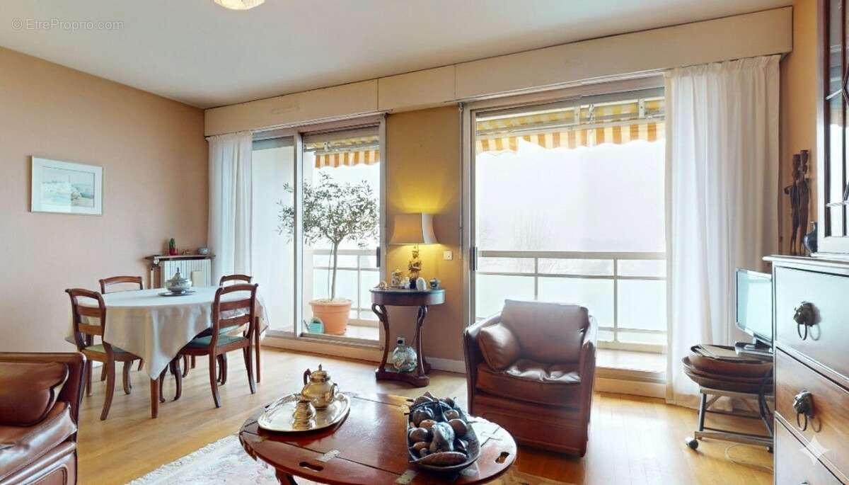 Appartement à LYON-5E