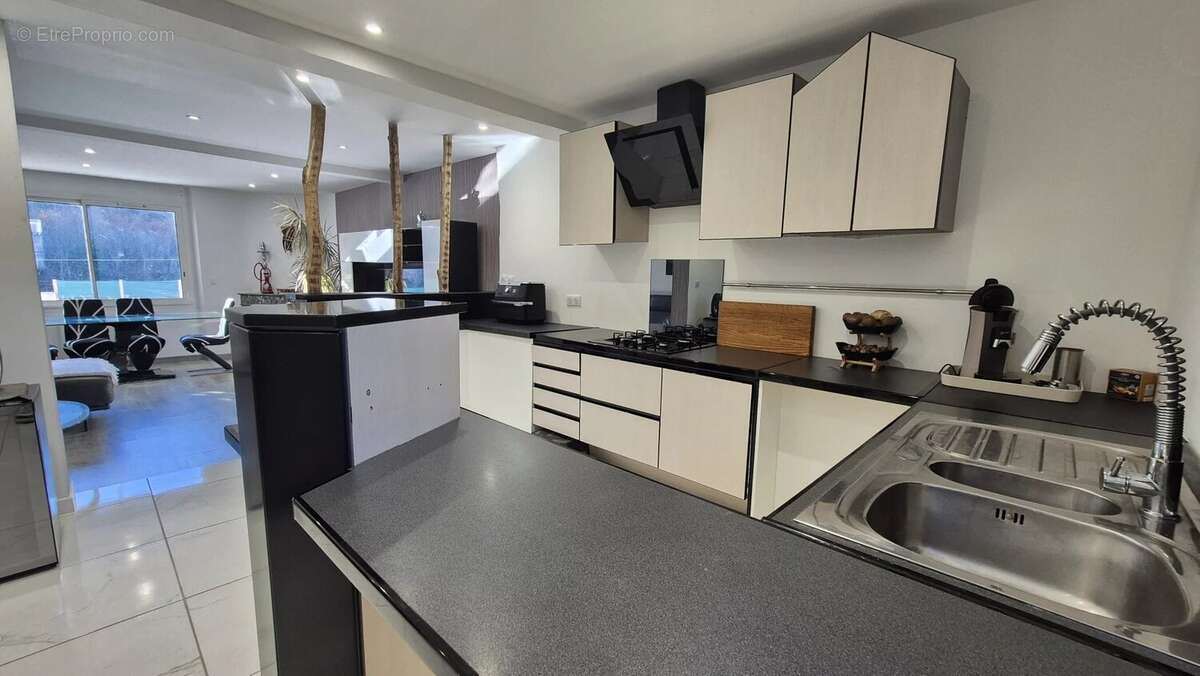 Maison à SAINT-PE-DE-BIGORRE