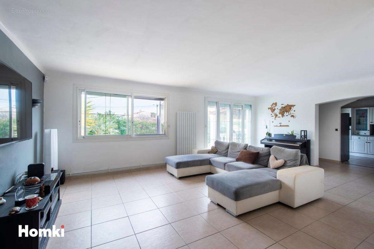 Maison à SAINT-VICTORET