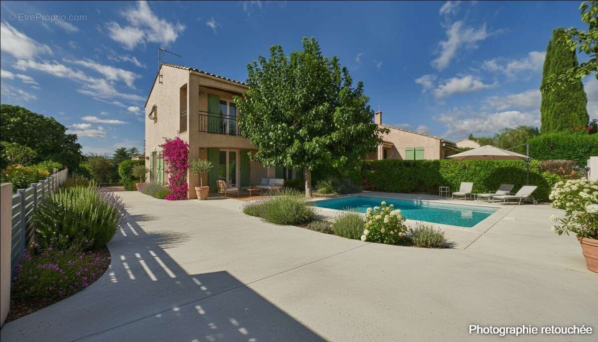 Maison à COLOMBIERS