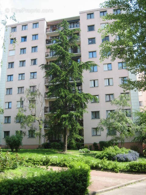 Appartement à NEUILLY-SUR-MARNE