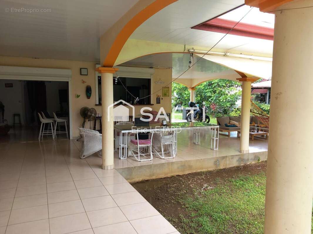Maison 135 m² à Remire-Montjoly  - photo 2