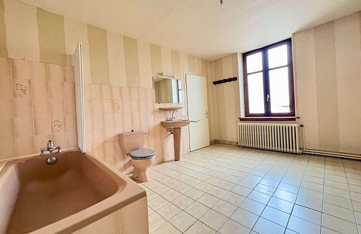 Maison à LAMARCHE