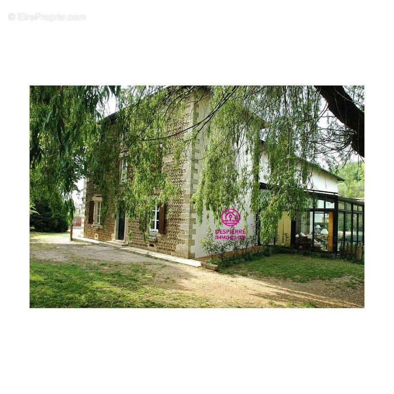 Maison à LENS-LESTANG