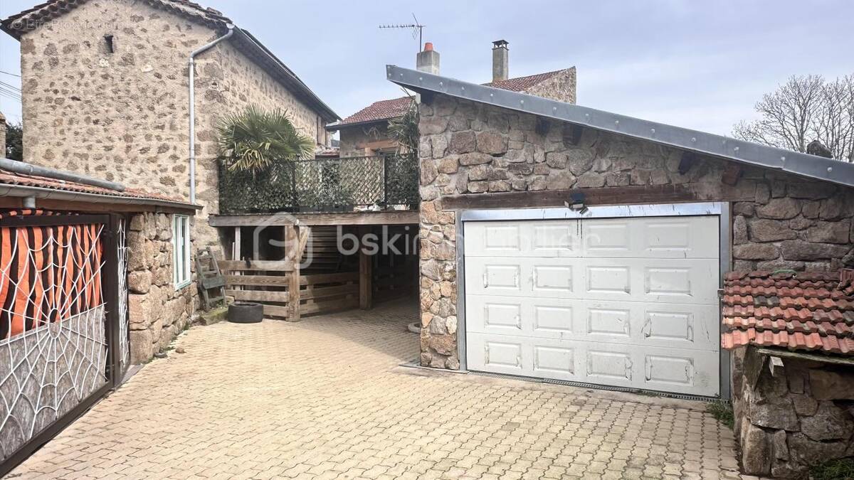 Maison à QUINTENAS
