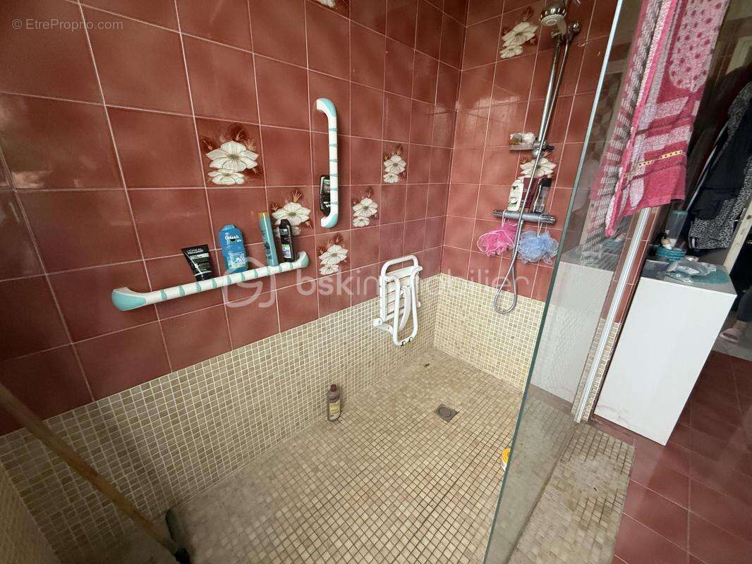 Maison à VIVIER-AU-COURT