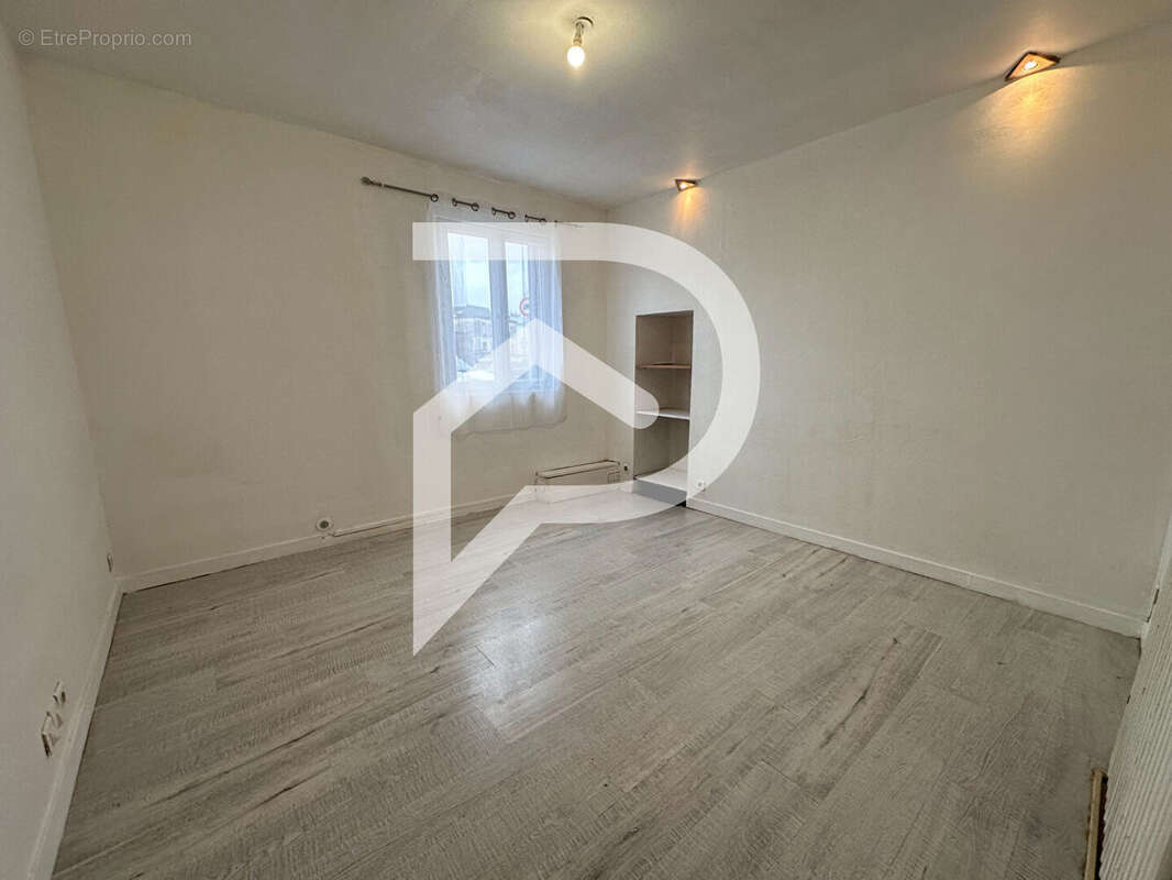 Maison à DAMMARTIN-EN-GOELE