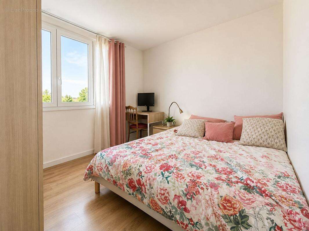 Appartement à COLOMBES