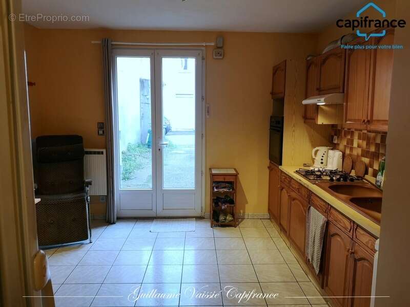 Maison/Immeuble de rapport à vendre 8 pièces CHATELLERAULT (86) - photo 14