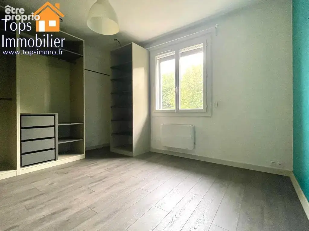 Maison 4 chambres, jardin et garages dans quartier calme à proximité du centre ville - photo 10