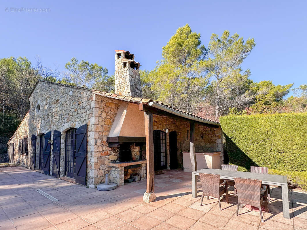 Maison à SEILLANS