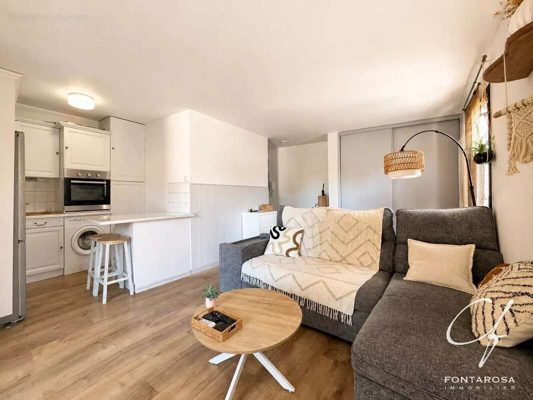  Coup de cœur – Superbe T2 rénové avec goût & piscine - photo 2