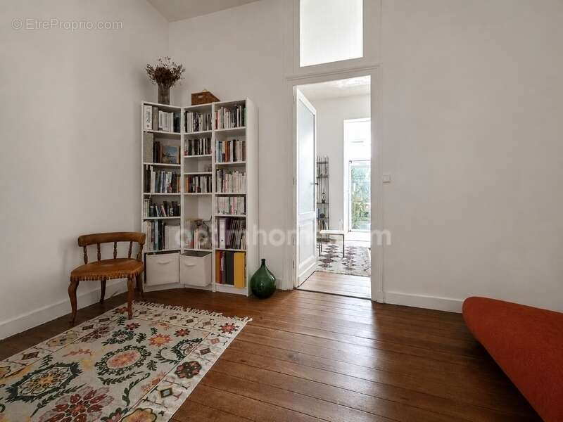 Bordeaux Saint-Jean / Nansouty – Appartement 3 pièces avec cour privative et sous-sol - photo 12