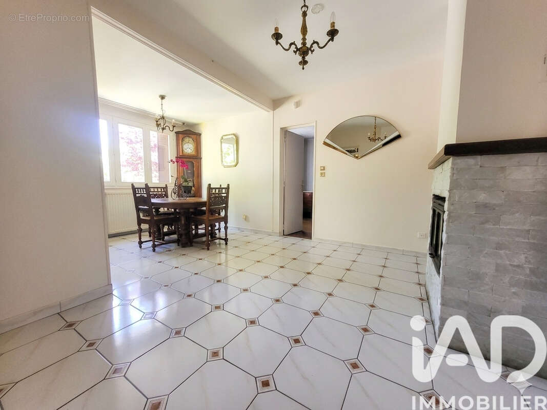 Photo 3 - Maison à MORANGIS
