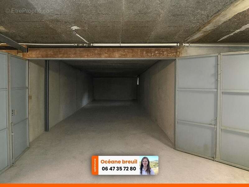 Parking à BALARUC-LES-BAINS