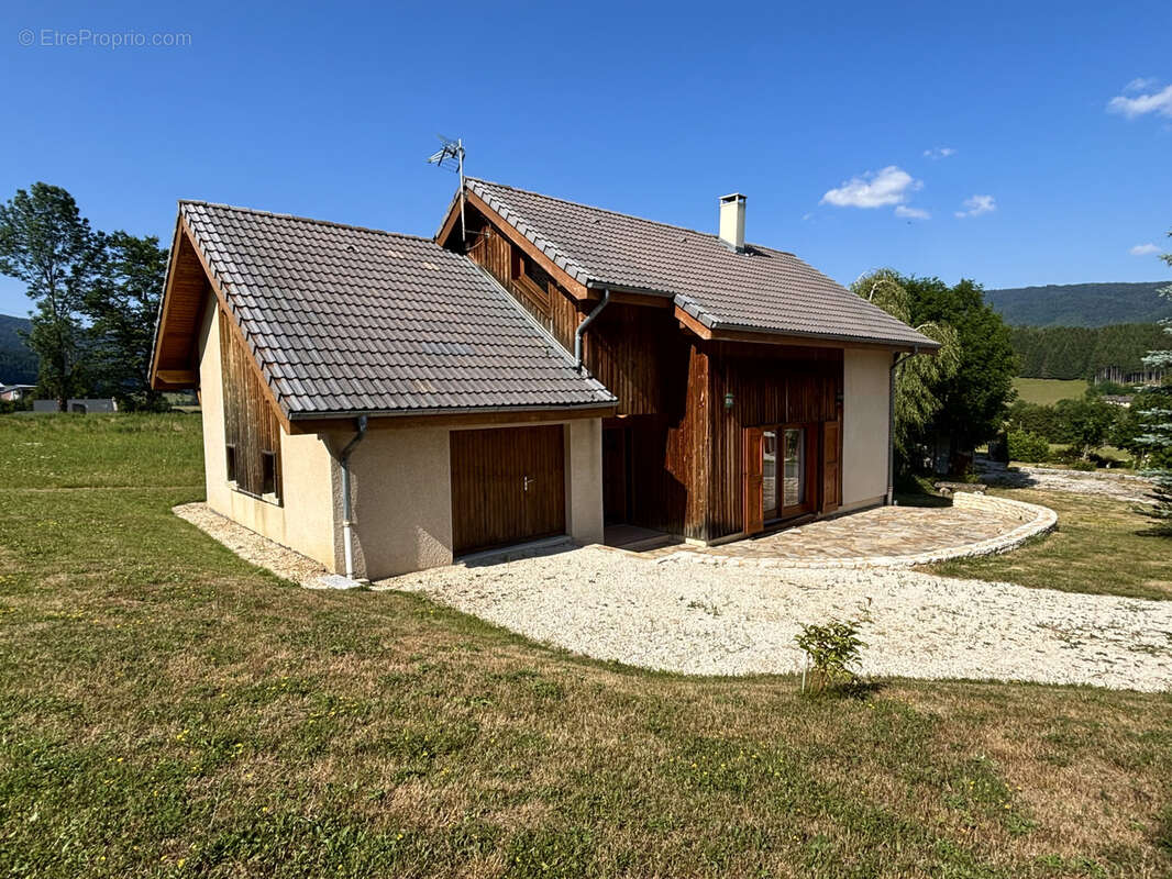 Coquette maison proche du centre village - photo 15