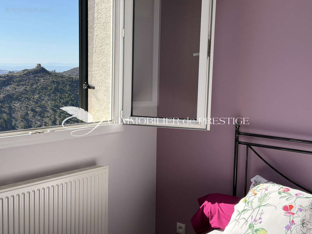 Maison à BEZAUDUN-SUR-BINE