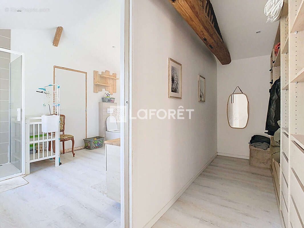 Maison à LA NEUVILLE-AUX-BOIS