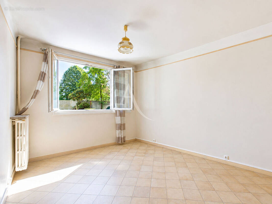 Appartement à CHAMPIGNY-SUR-MARNE