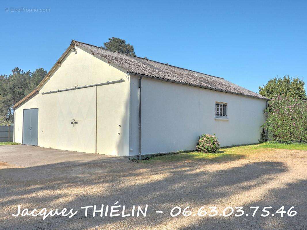 Maison à LONGUE-JUMELLES