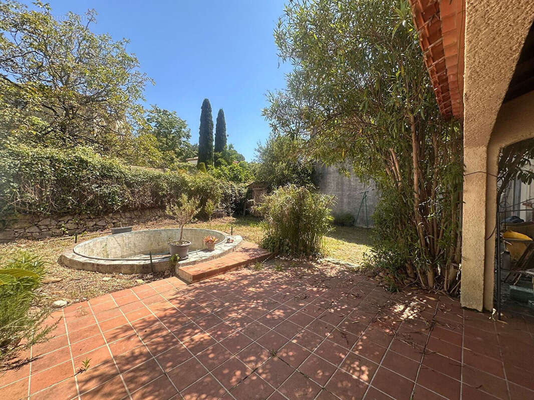 Maison à SAINT-GEORGES-D&#039;ORQUES