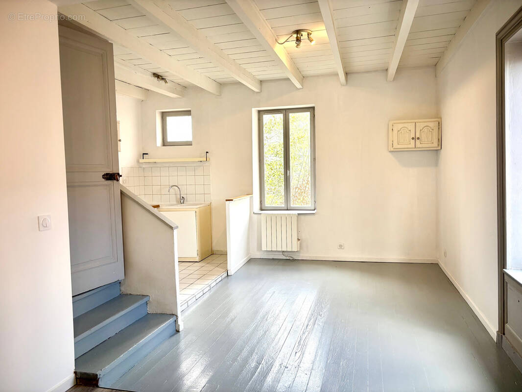 Appartement à CRAPONNE