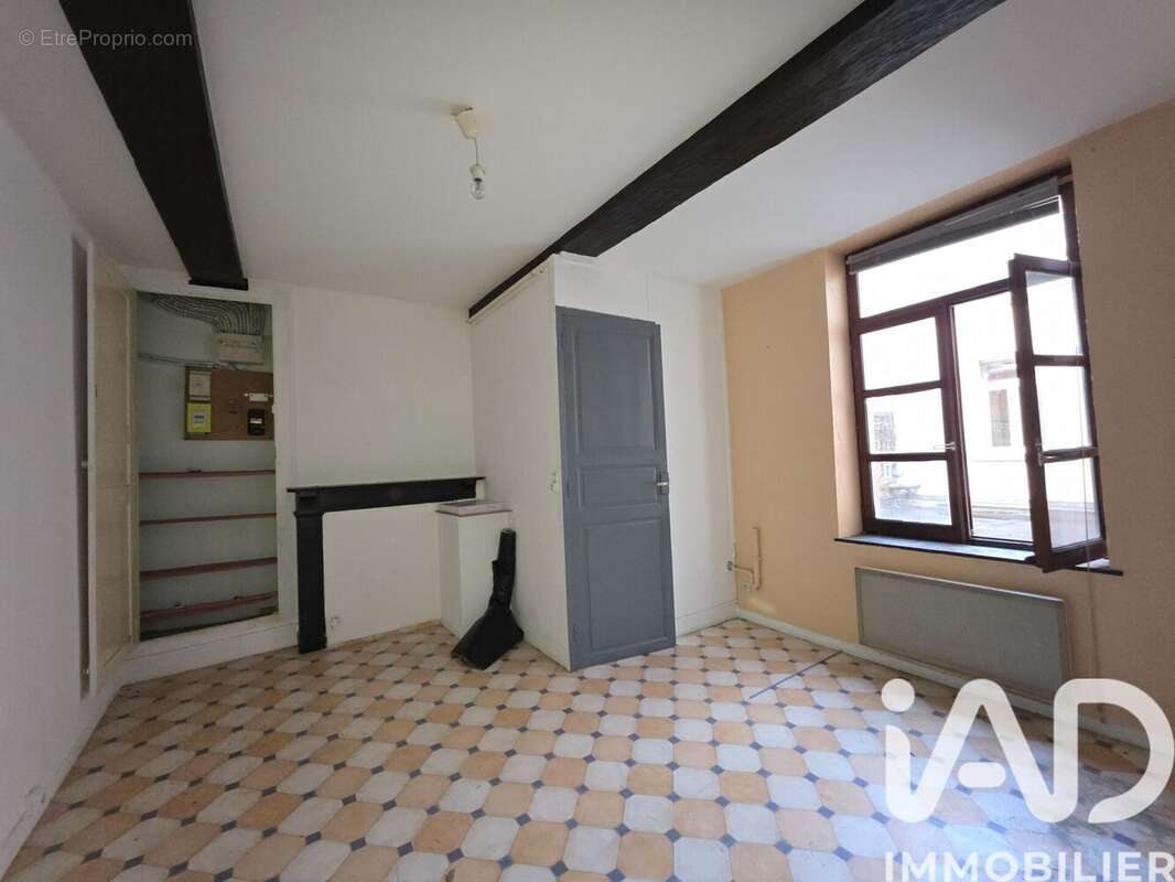 Photo 4 - Appartement à AVESNES-SUR-HELPE