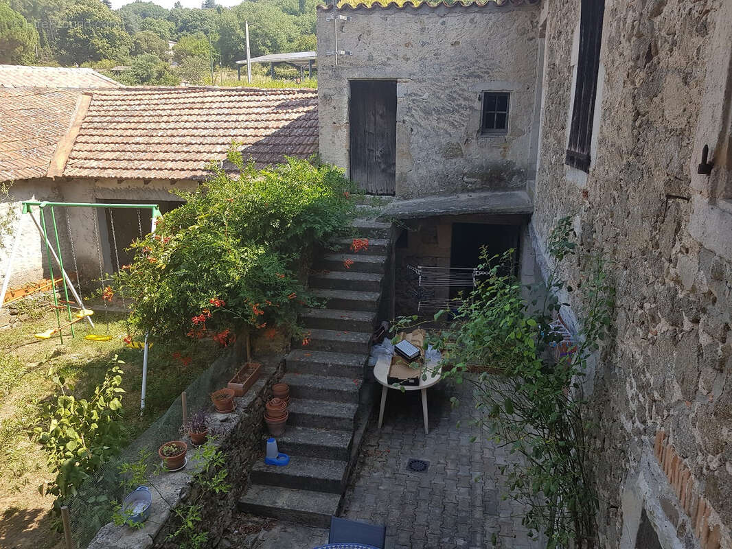 Maison à LASALLE