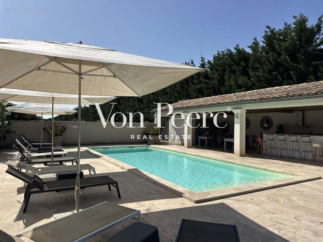 Appartement à SAINT-ETIENNE-DU-GRES