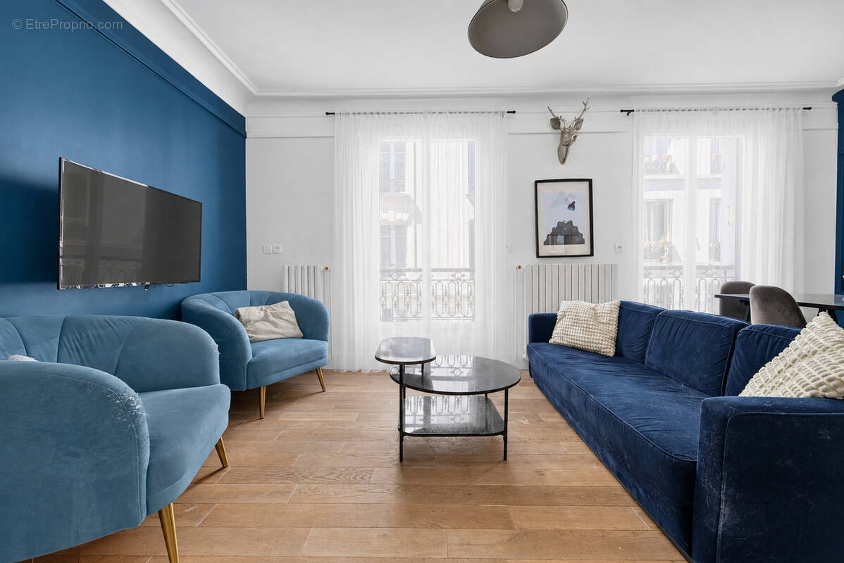 Appartement à PARIS-10E