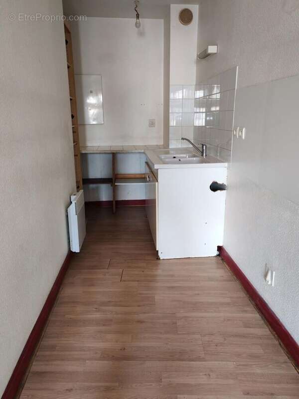 Appartement 250 m² à Bazas  - photo 8
