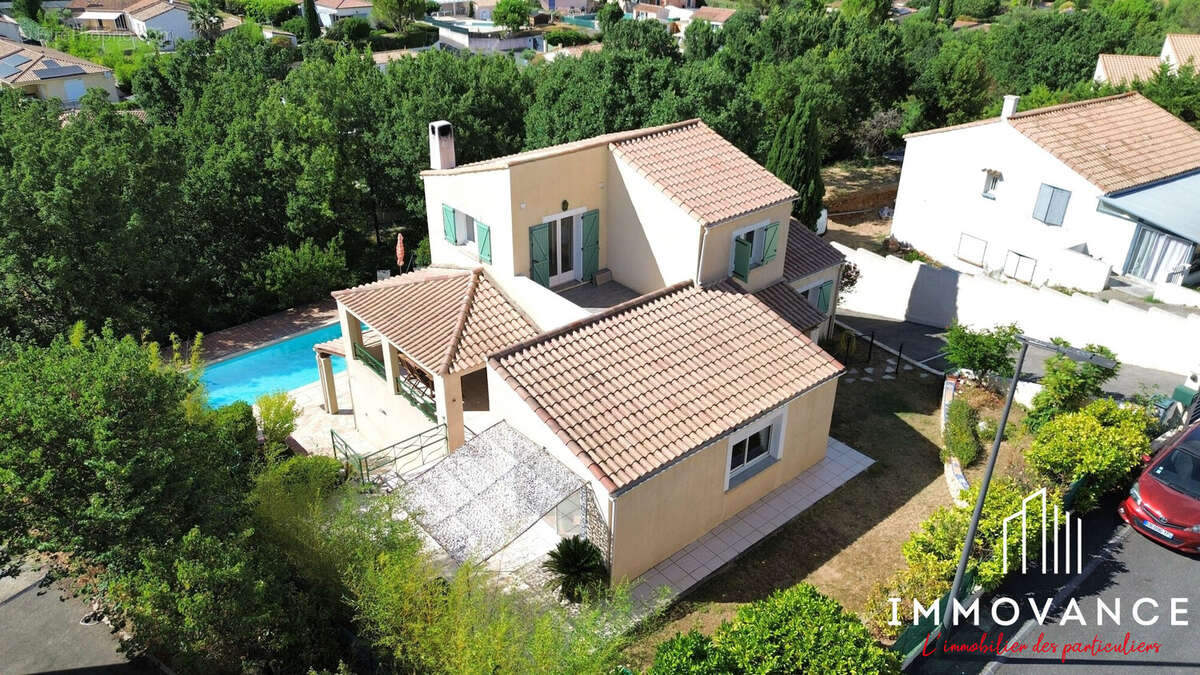 Maison à VAILHAUQUES