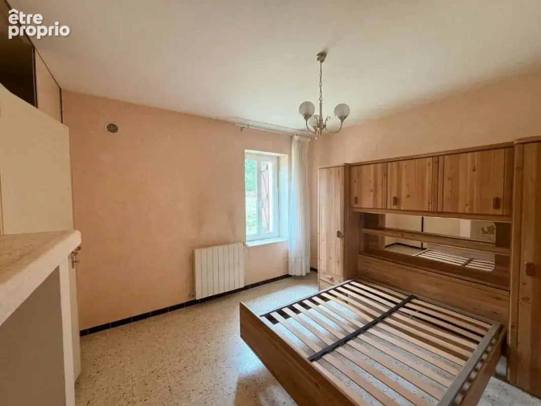 Très jolie propriété avec dépendance et grange - photo 11
