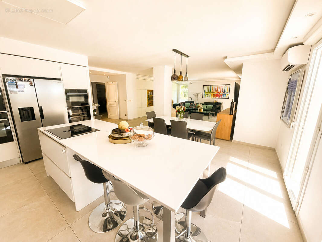 Appartement à MARSEILLE-9E