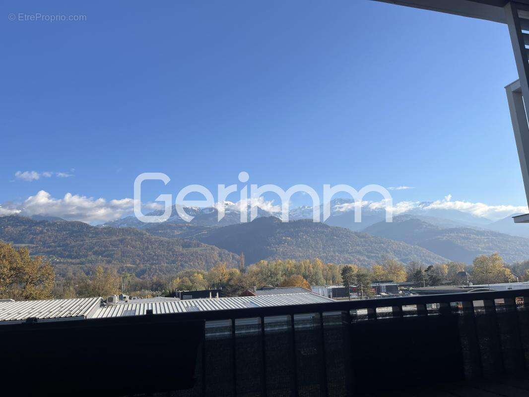 Appartement à CROLLES