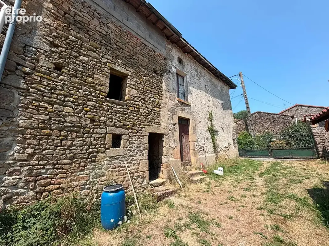 HAUTE-VIENNE ? Belle maison en pierre avec une seconde maison à rénover, grange et vue exceptionnelle. - photo 9