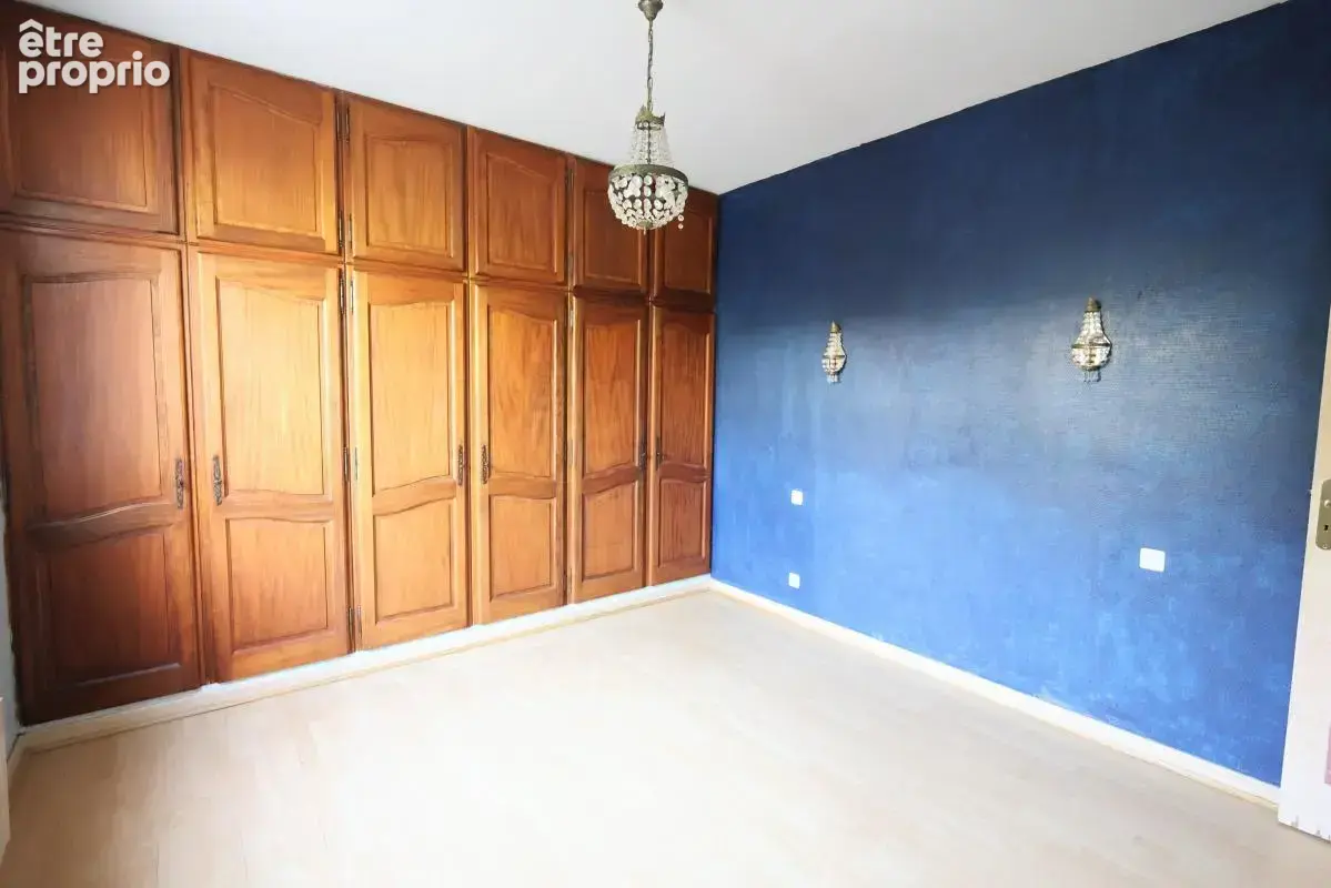 Maison T6 avec garages et piscine - photo 7