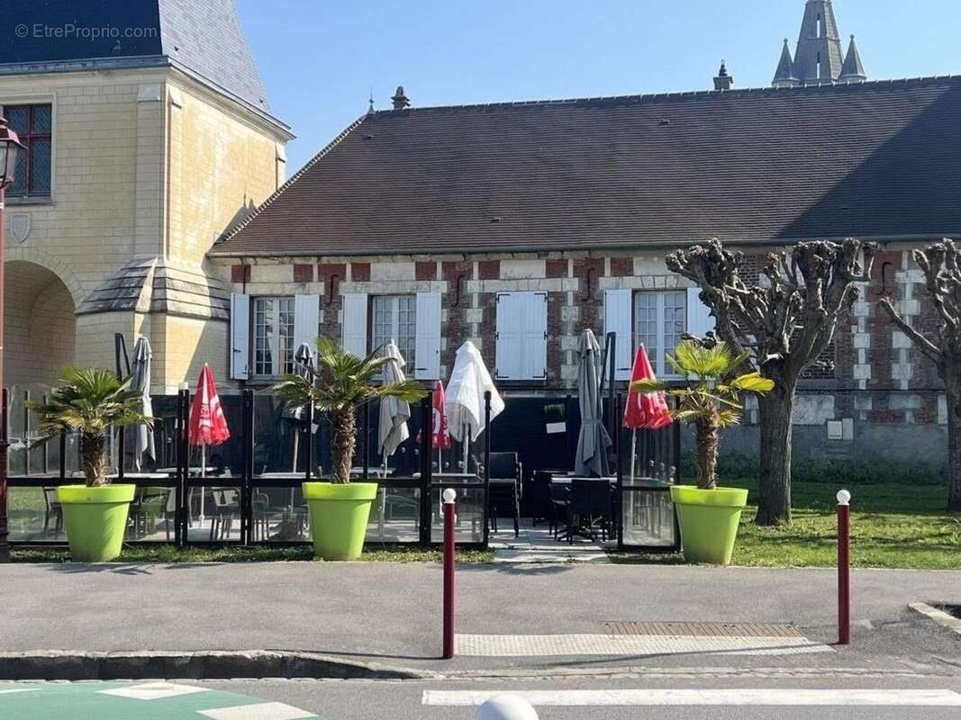 Photo 7 - Commerce à BRESLES