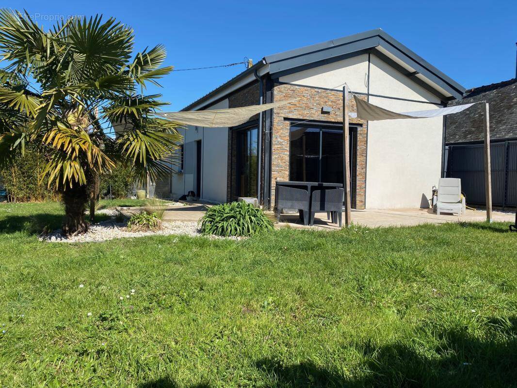 Maison à LA SUZE-SUR-SARTHE