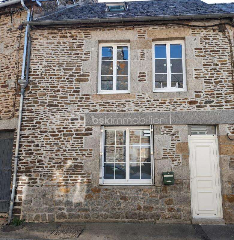 Maison de ville rénovée – 3 chambres – Terrasse et jardin – Saint-James - photo 15