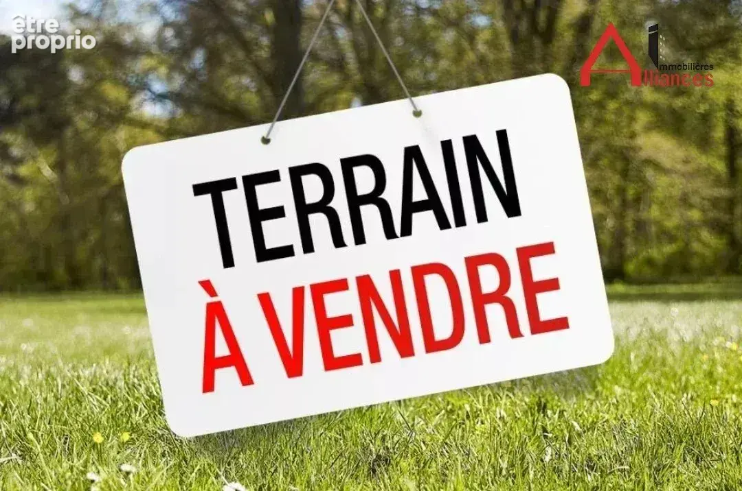 Terrain à SAINT-QUENTIN-EN-TOURMONT