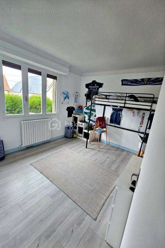 Maison à SAINT-LAURENT-BRETAGNE