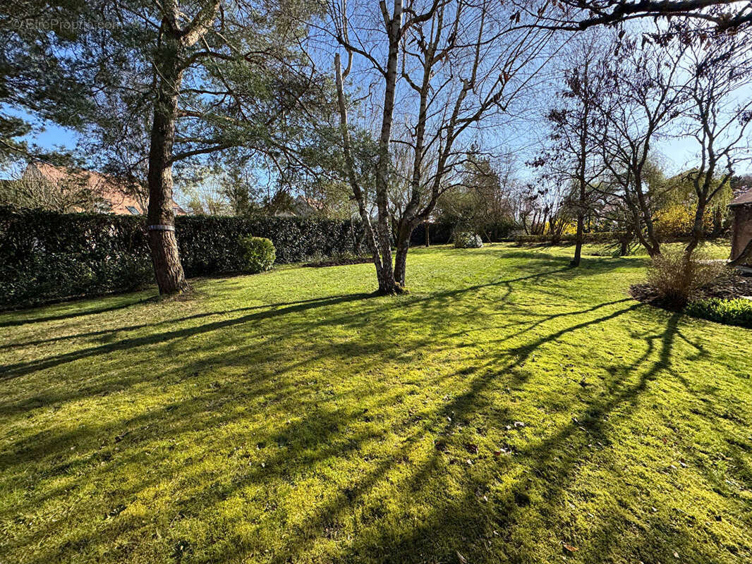 Maison à MONTFORT-L'AMAURY