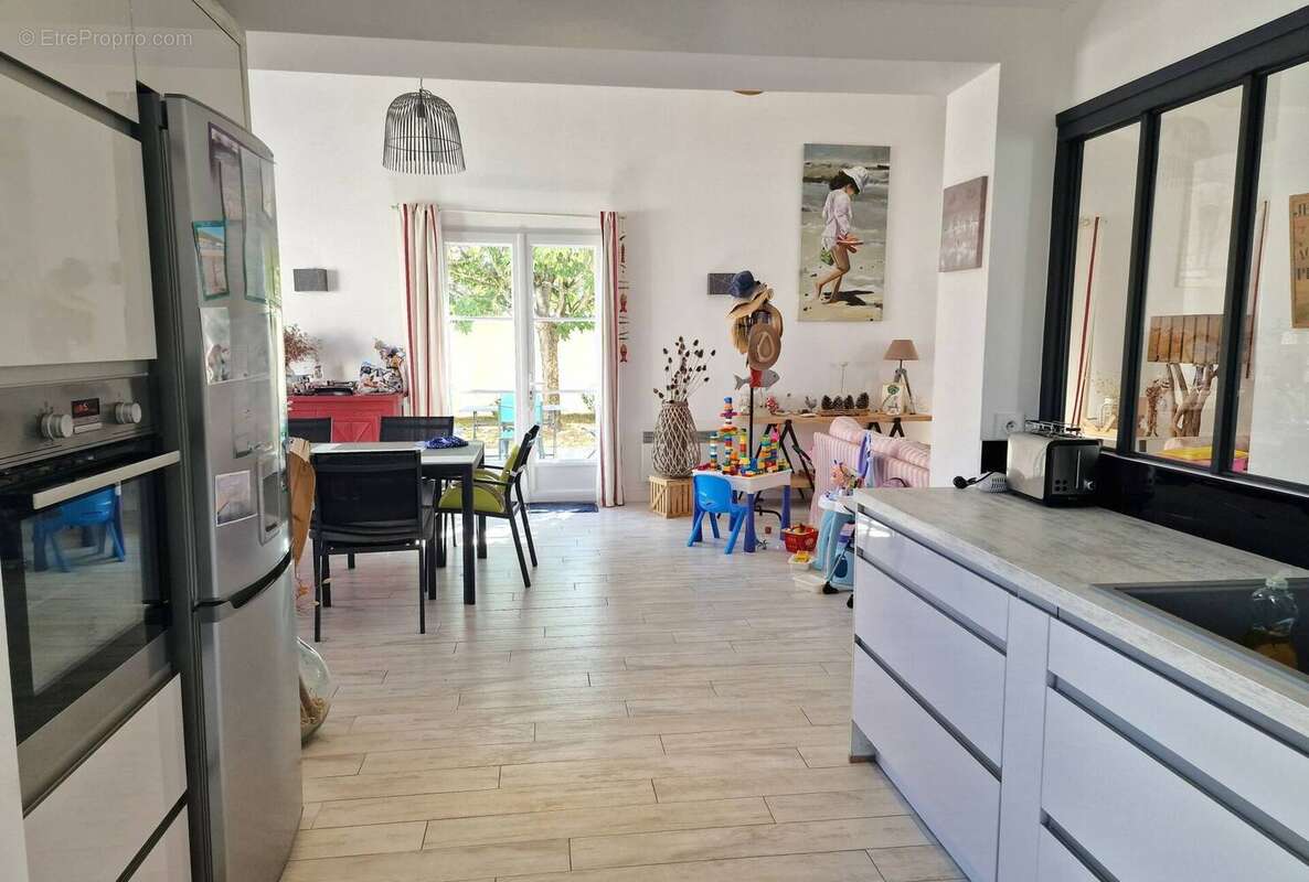 Maison à LA COUARDE-SUR-MER