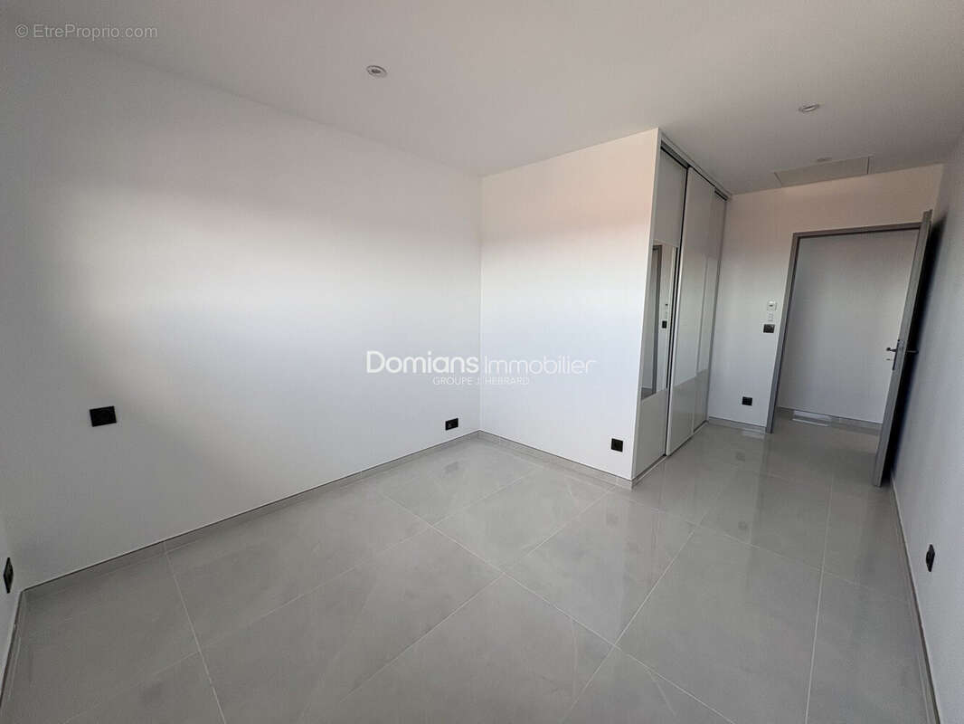 Maison 118 m² à Passa  - photo 6